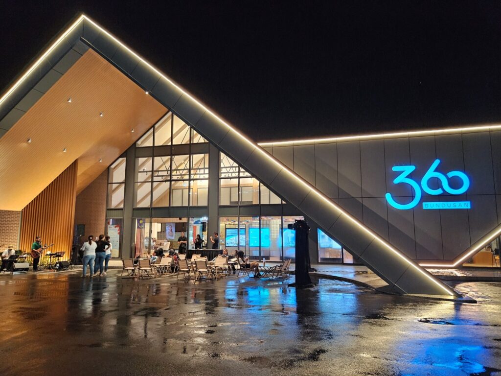 Boulevard 360 Bundusan 